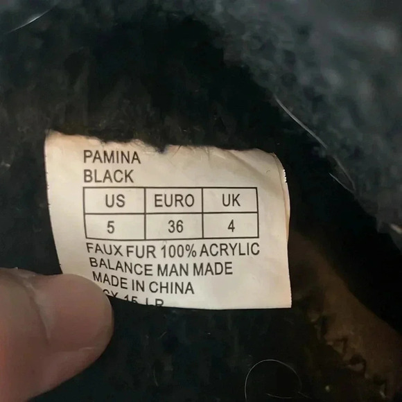 Michael Kors black fuzzy boots with gold accent and tassels size 5 - Picture 5 of 6